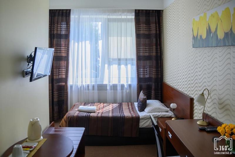 Hotel & Spa Odeon Boguchwała エクステリア 写真