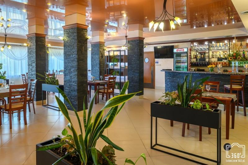 Hotel & Spa Odeon Boguchwała エクステリア 写真